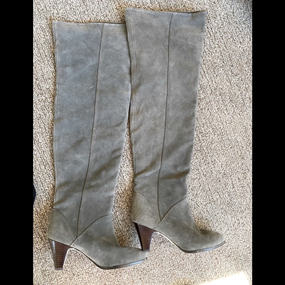 High quality Suede over the knee kitten heel boots